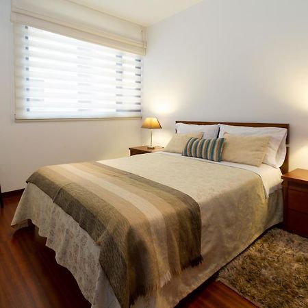 Suites Metropoli Edificio Torino 키토 외부 사진