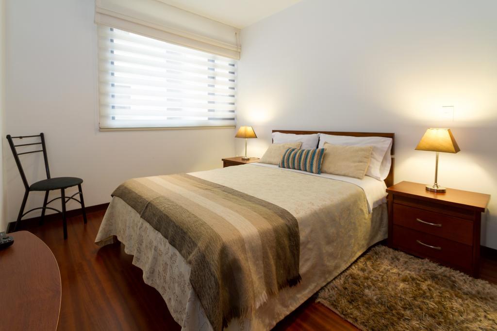 Suites Metropoli Edificio Torino 키토 외부 사진