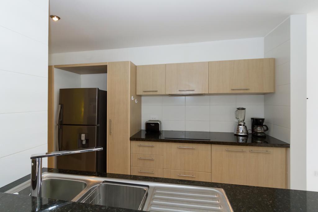 Suites Metropoli Edificio Torino 키토 외부 사진